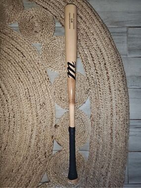 Marucci M71 maple baseball bat